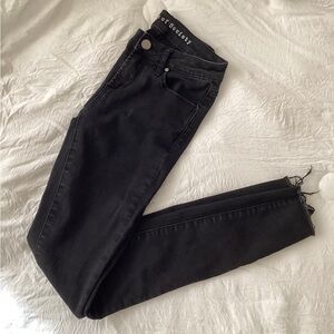 Black skinny jeans